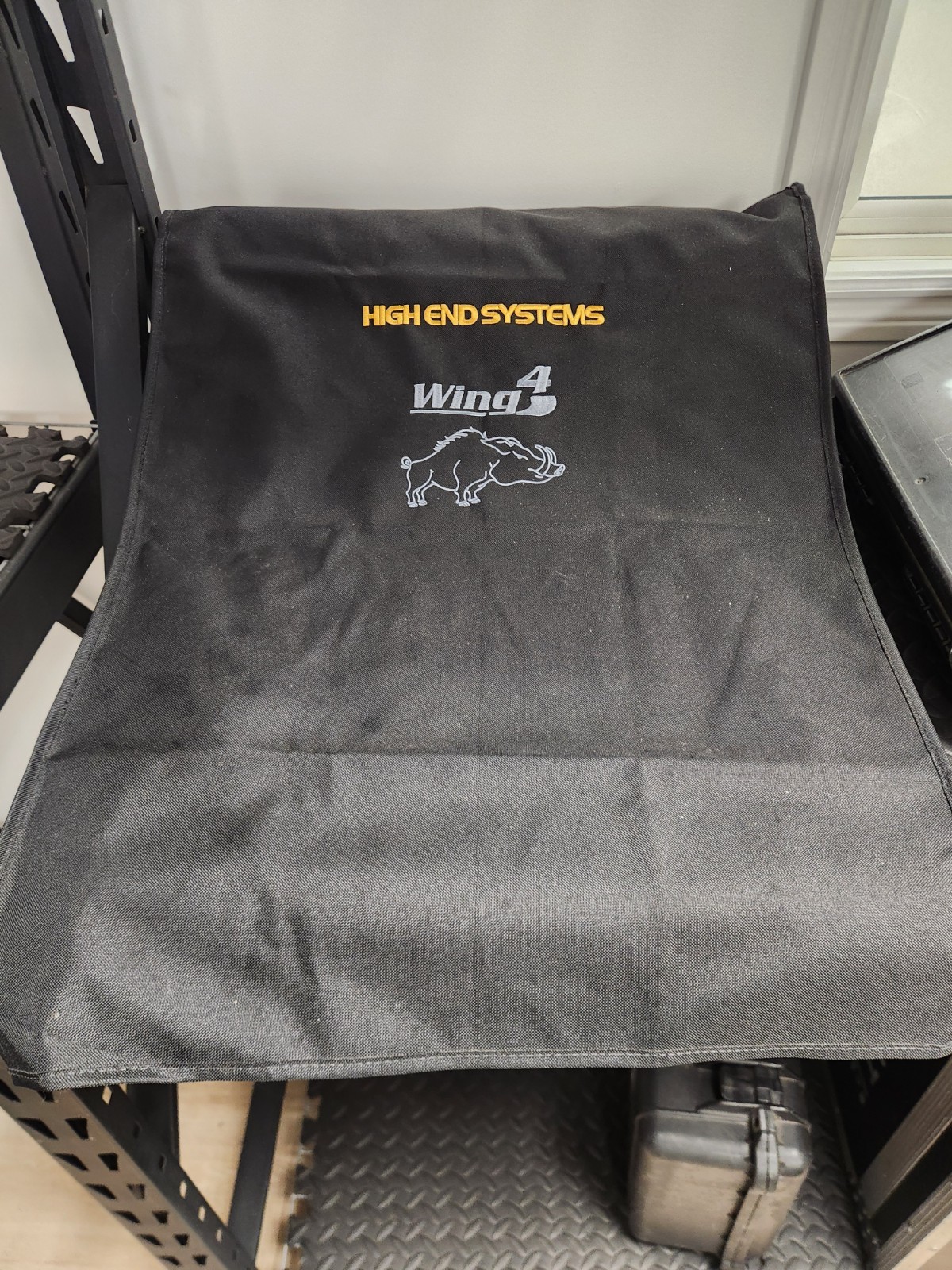 Hog Wing 4
