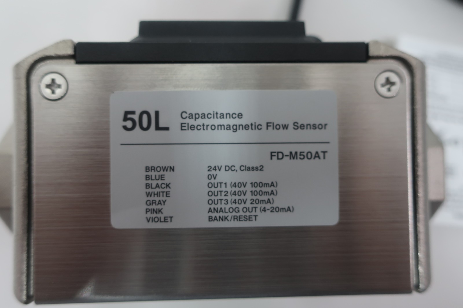 Keyence FD-M50ATp Capacitance Electromagnetic Flow Sensor 24v-dc