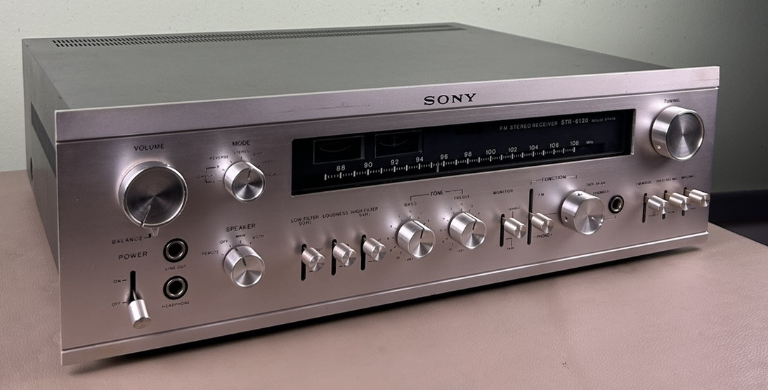 SONY STR-6120 STEREO RECEIVER NICE