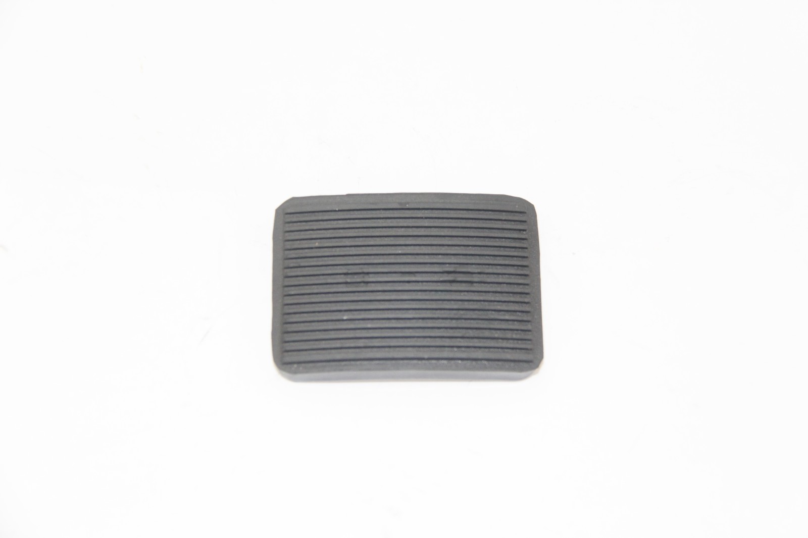 Brand New Pedal Pad Clutch For Ford 86-97 E3TZ 2457-A