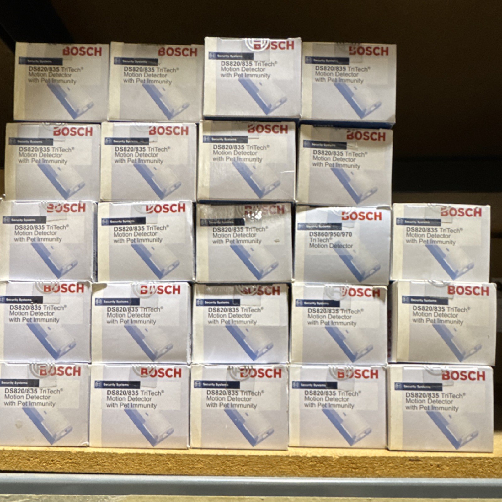 Bosch DS820 DS835 TriTech Motion Detector Pet Immunity Security Sensor