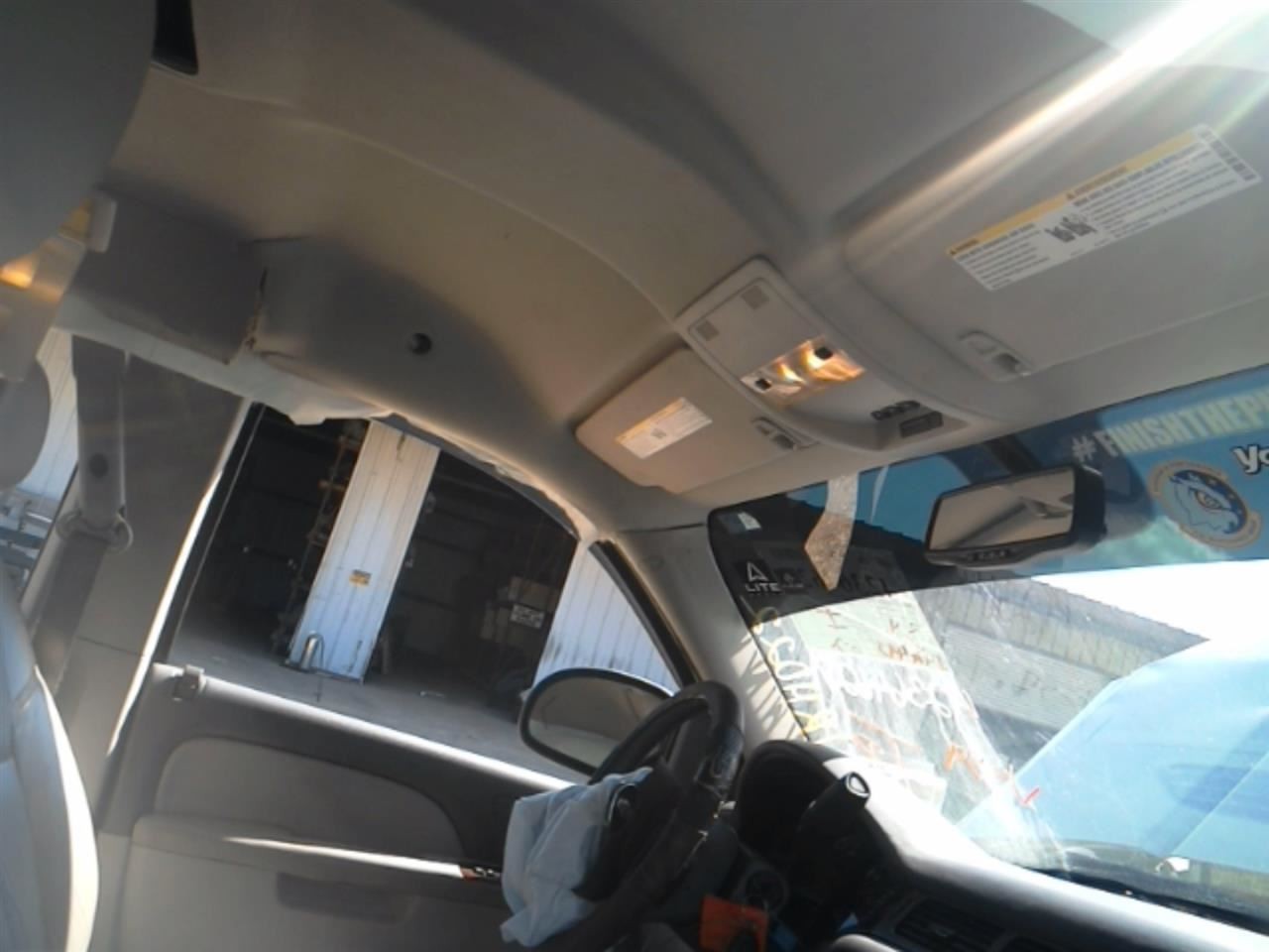 SILVRDO15 2012 Fuse Box Cabin 104892030