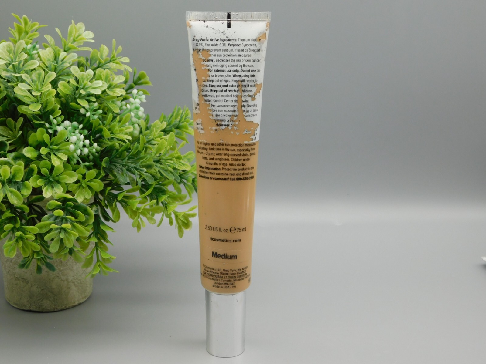 It Cosmetics Bye Bye Foundation Full Coverage Moisturizer MEDIUM 2.53 oz 90%