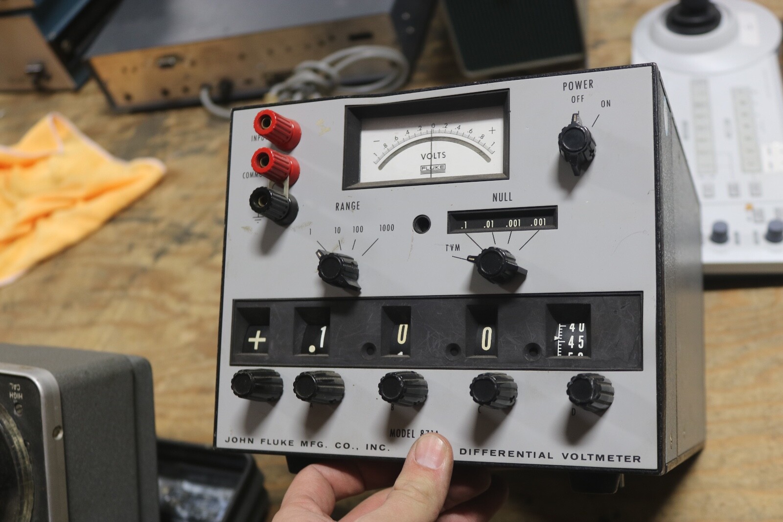 Fluke 871A   Differential Voltmeter