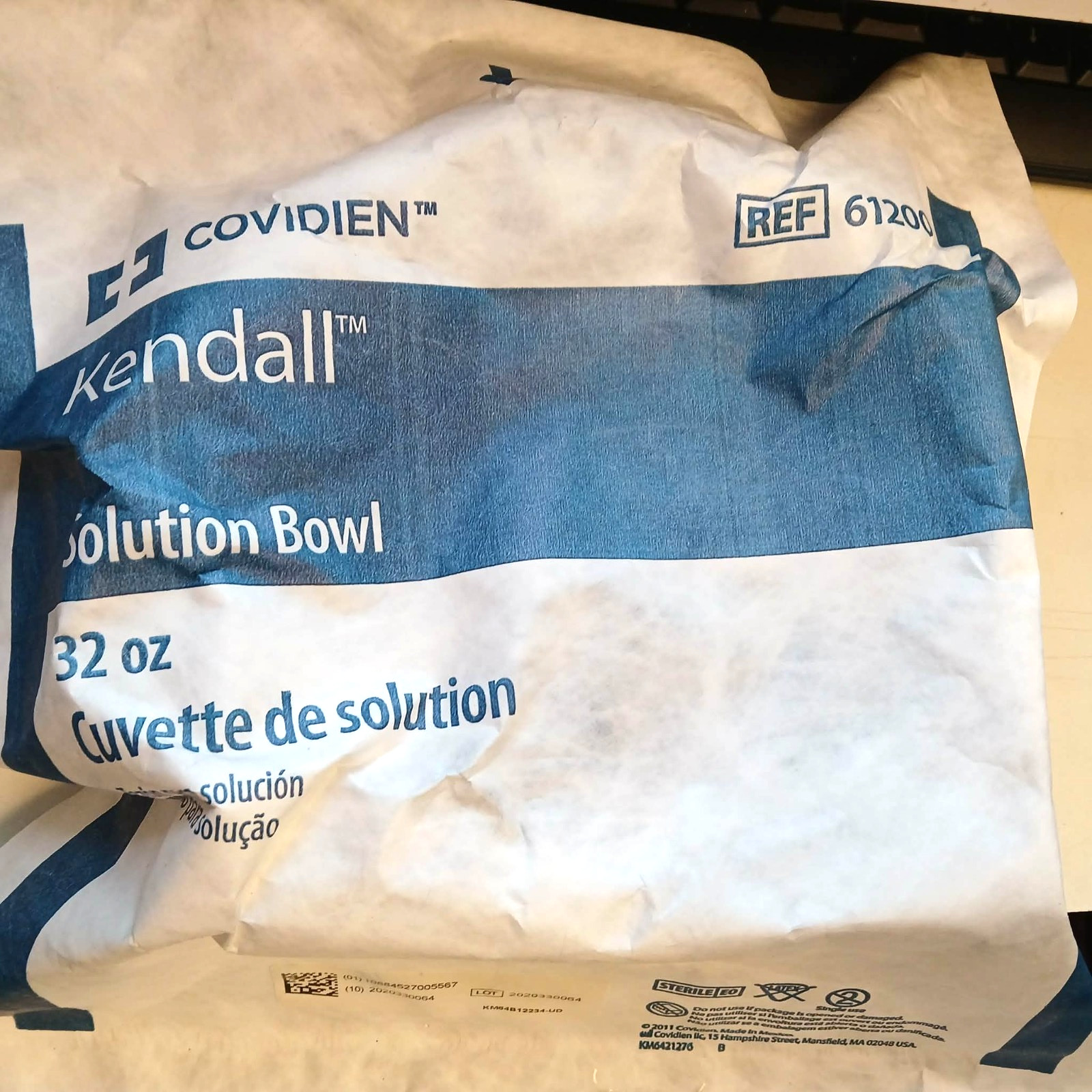2- Kendal Solution Bowls 32 Oz 61200 NEW and Sealed Free Shipping