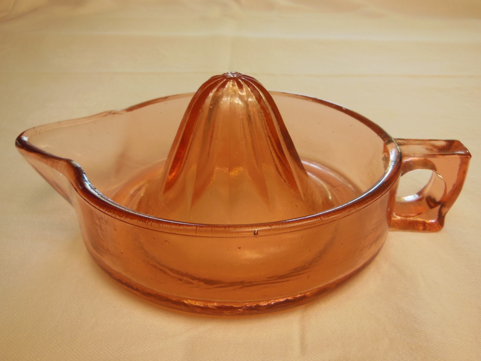 Rare Flamingo Pink Juicer, Heavy Glass, Cottagecore, Farmhouse