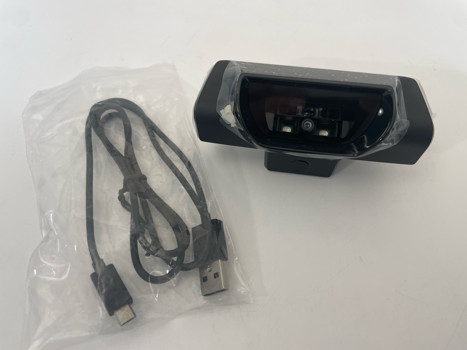 Motorola Zebra CCSCN1 Conceirge 1D 2D Barcode Scanner USB CCSCN1-M000000WR New