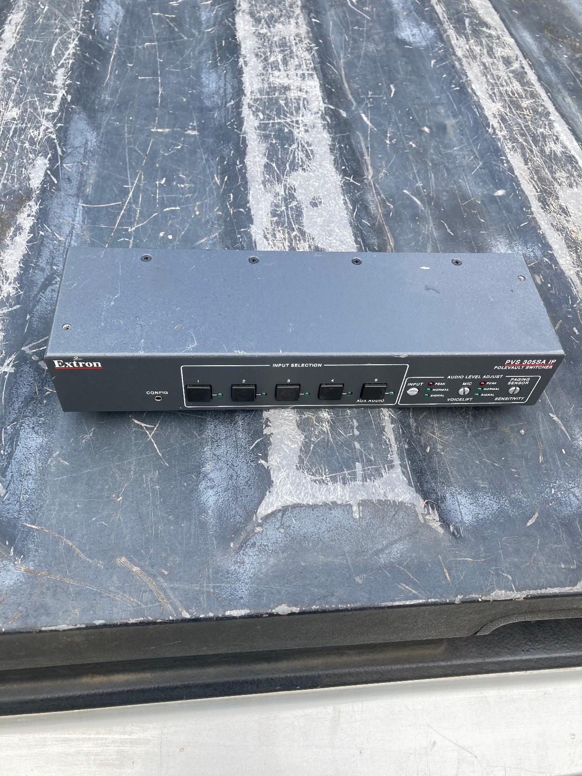 Extron PVS 305SA Polevault Switcher