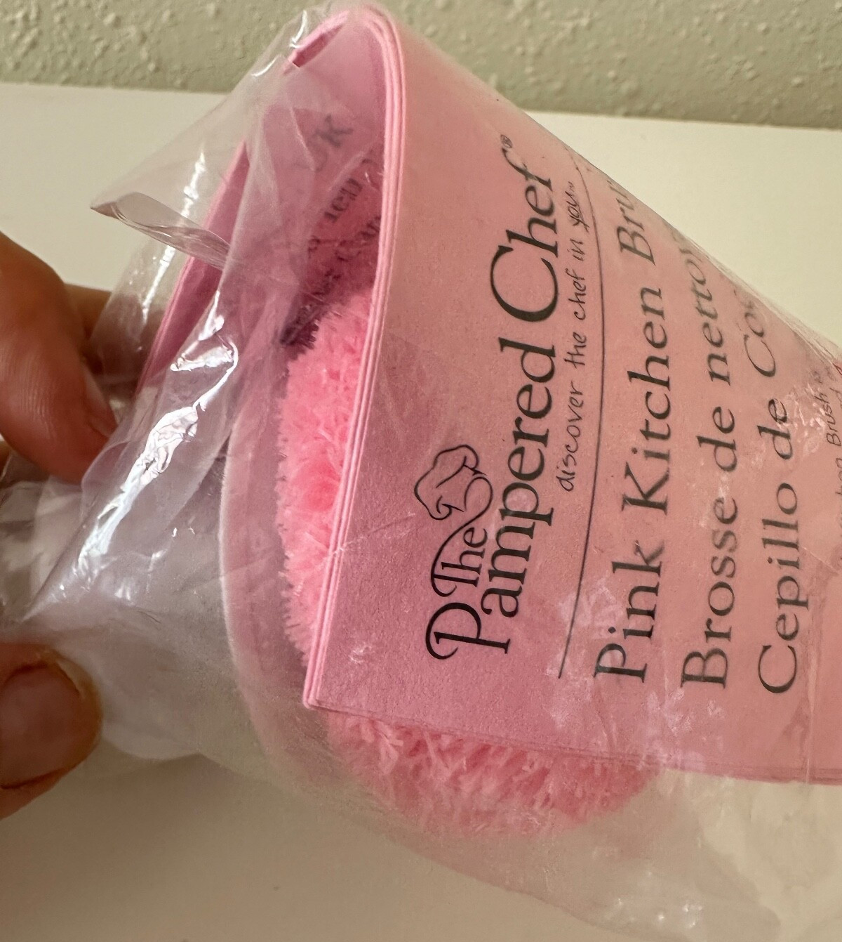 New Pampered Chef Rare Pink Kitchen Brush Scrubber Pink Cancer Awarness 1626