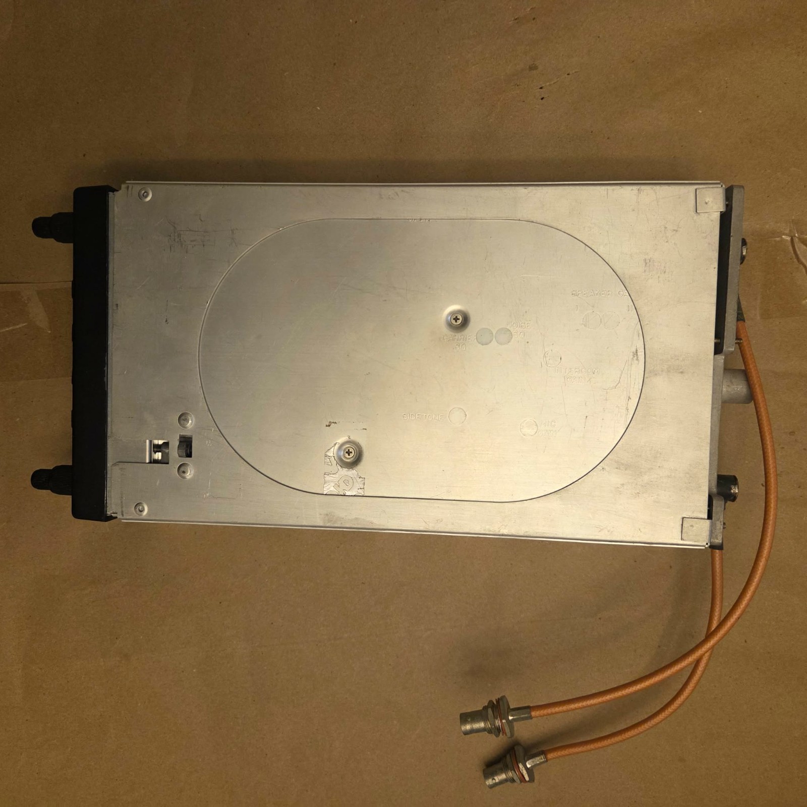 Bendix King KLX 135A GPS COMM Radio w/ Tray Rack Pilot Guide