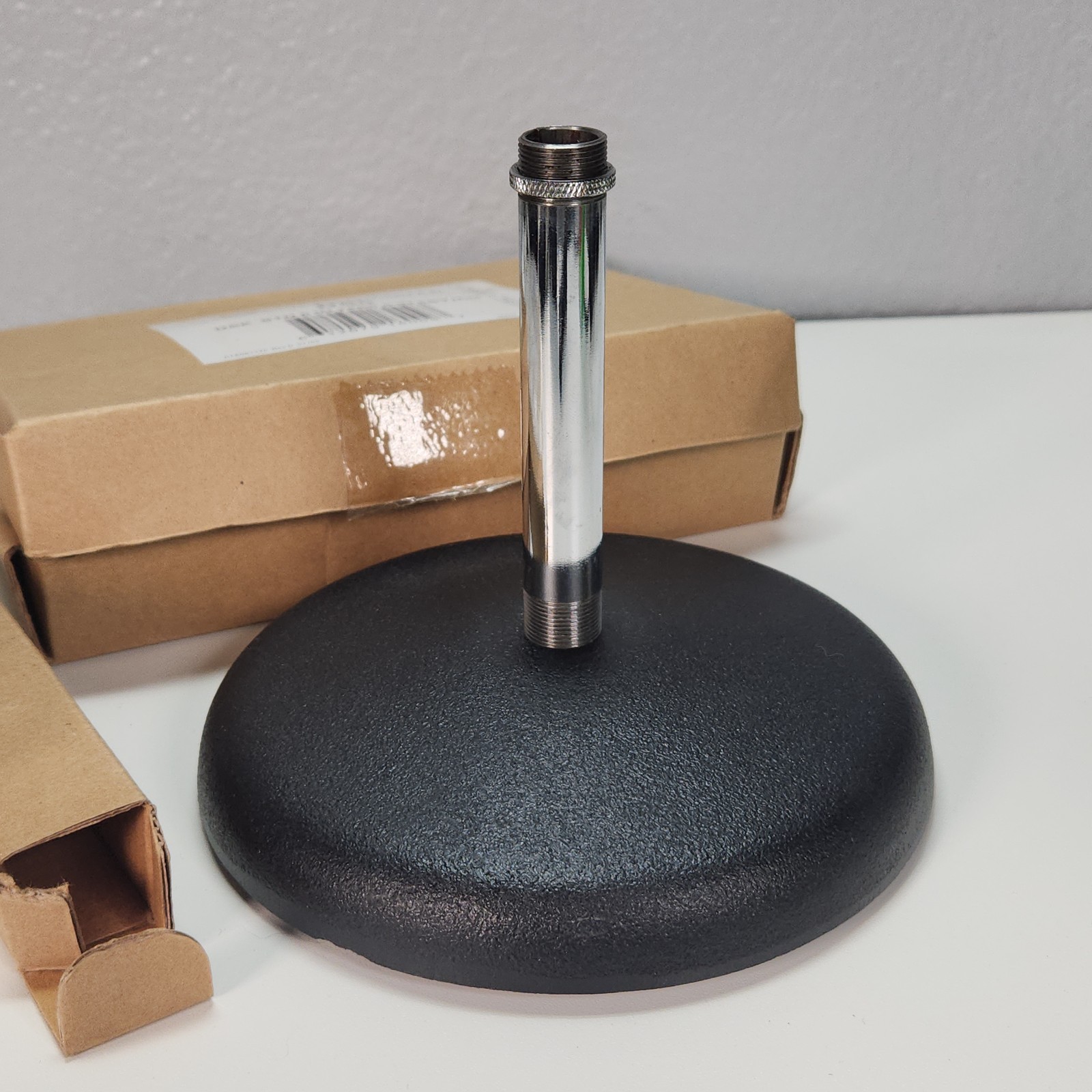New Open box Atlas Sound DS5 Fixed Height Desktop Mic Stand, 5-inch