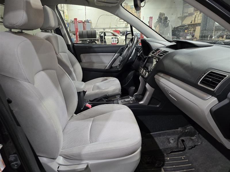 FORESTER 2016 Seat Belt Rear 607274