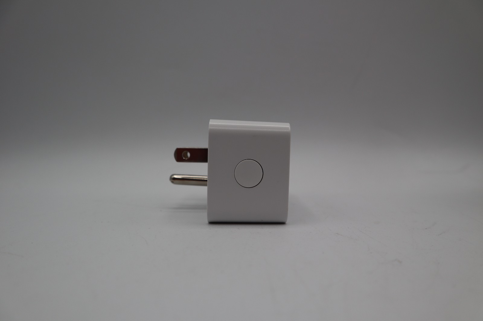 Versa LAMP-ZW2 Z-Wave Plus LR Lamp Dimmer Plug S2 Smart Lighting Control