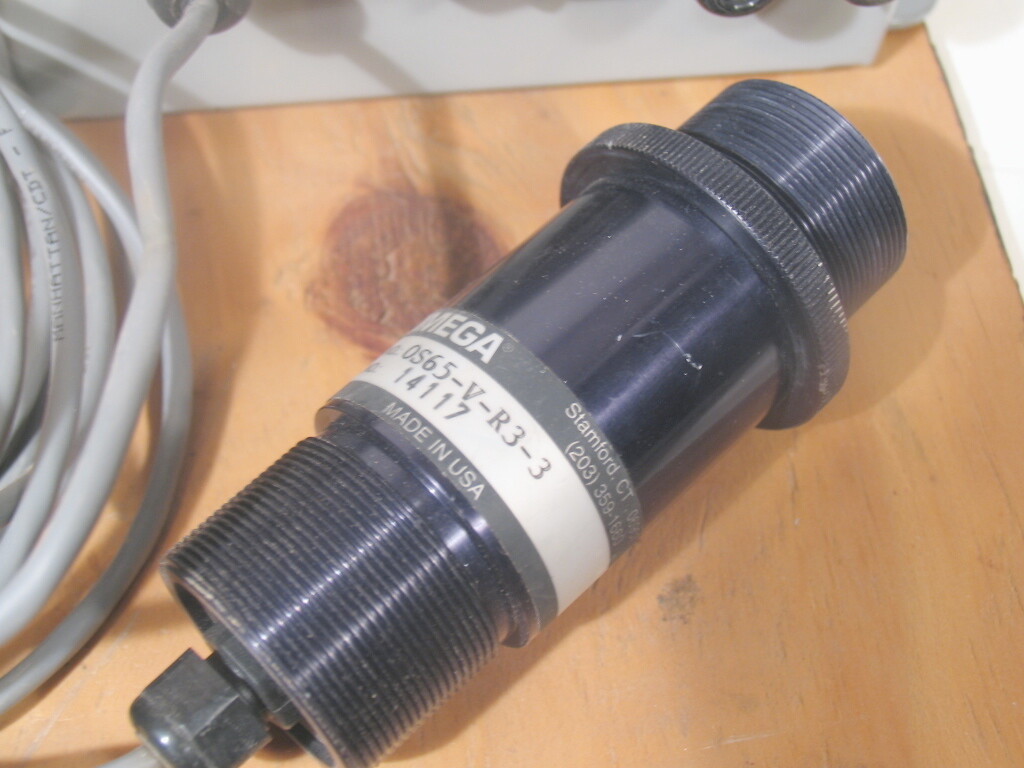 OMEGA #OS65-V-R3_3 Infrared Pyrometer