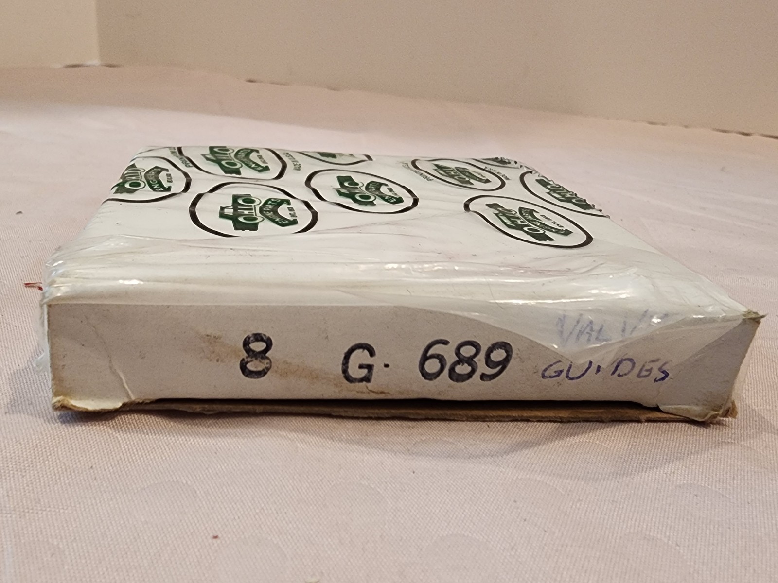NOS Ohio Engine Parts # G 689 Exhaust Valve Guides Quantity 8 Pieces