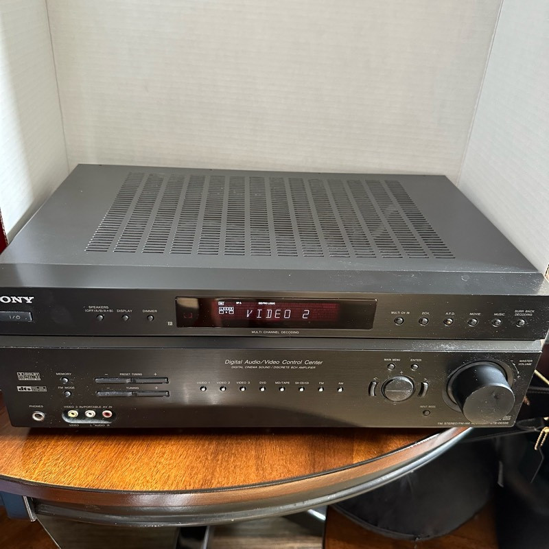 Sony Digital Audio Video Control Center Stereo Receiver STR-DE598 works 220 W