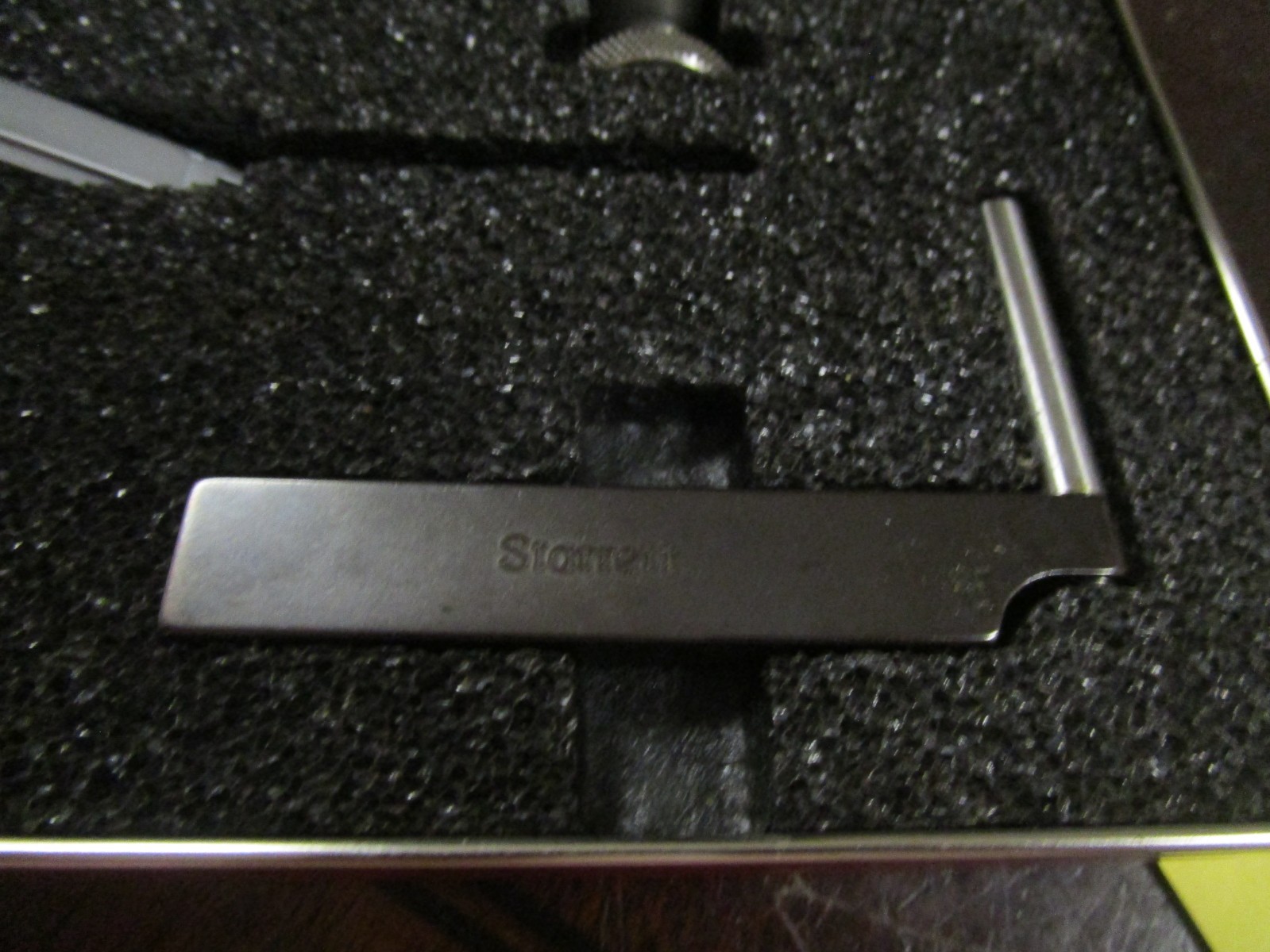 Starrett 708 series dial test indicator 708A with case