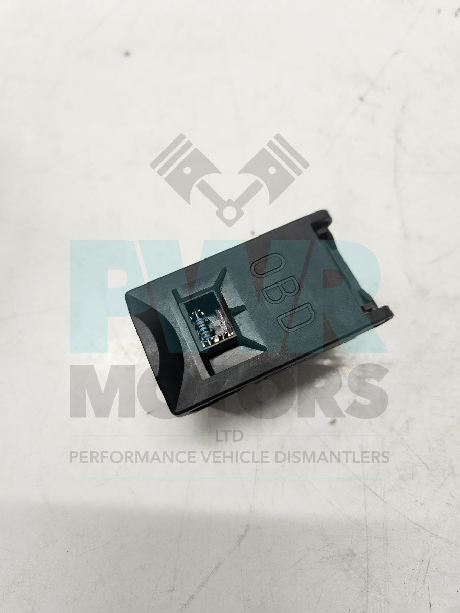 BMW X5 E53 OBD Plug Socket 8408030