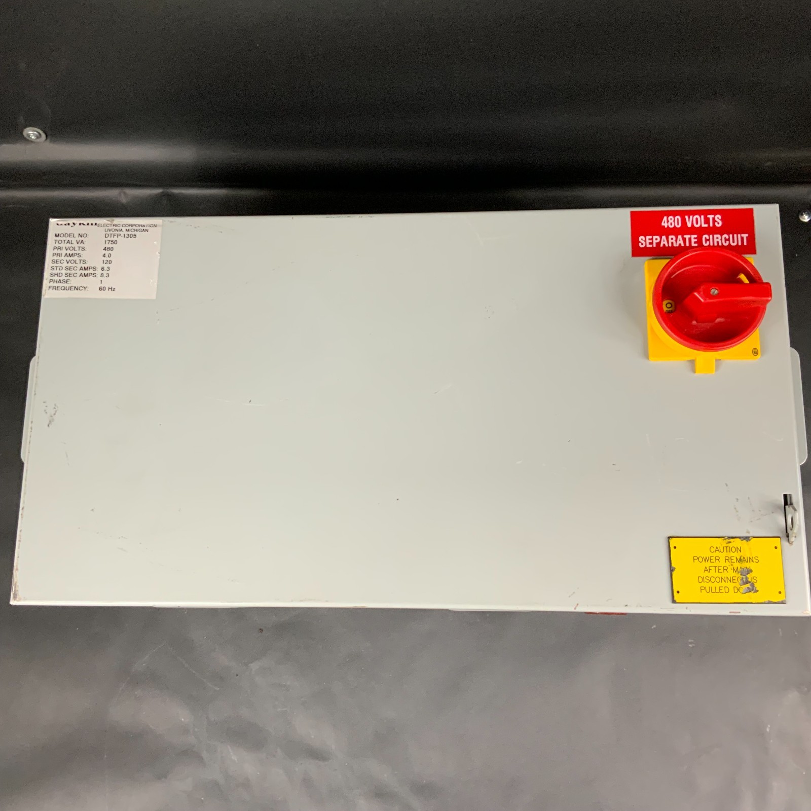 DAYKIN DTFP-1305 DUAL TRANSFORMER DISCONNECT ($100 OBO)