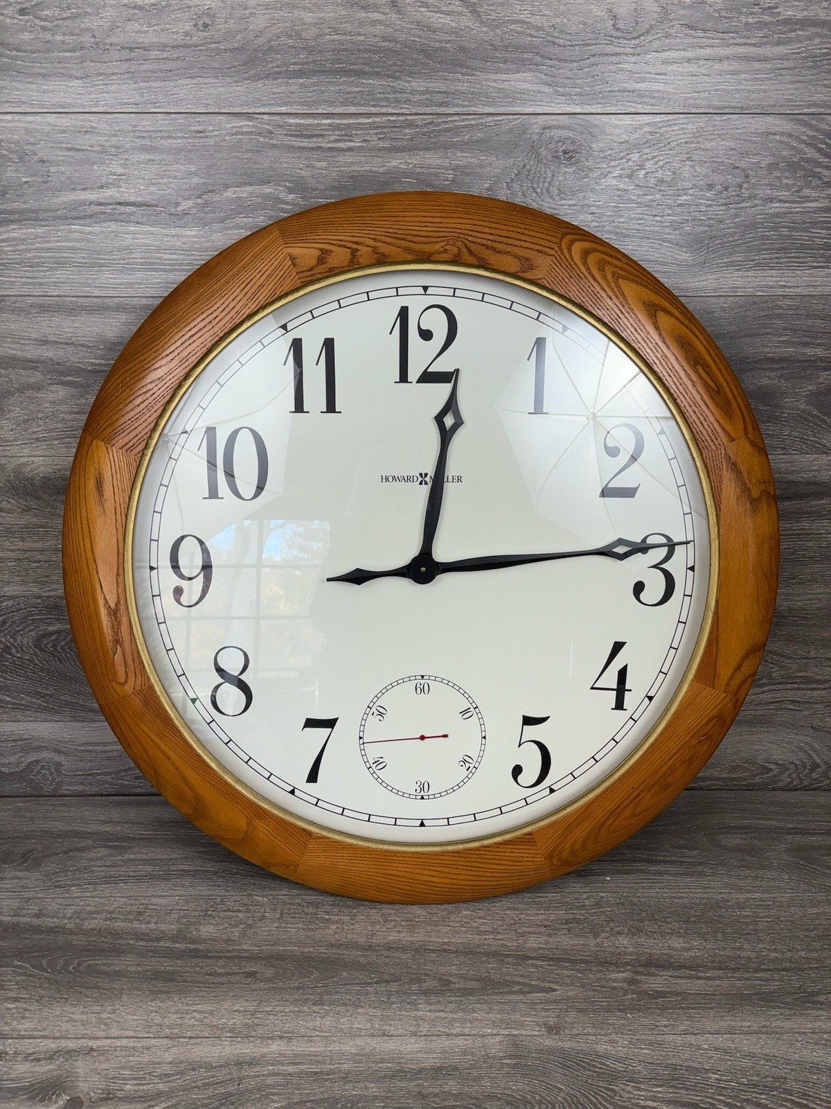 Howard Miller 620-146 33” Wall Clock – Solid Oak Frame – Working