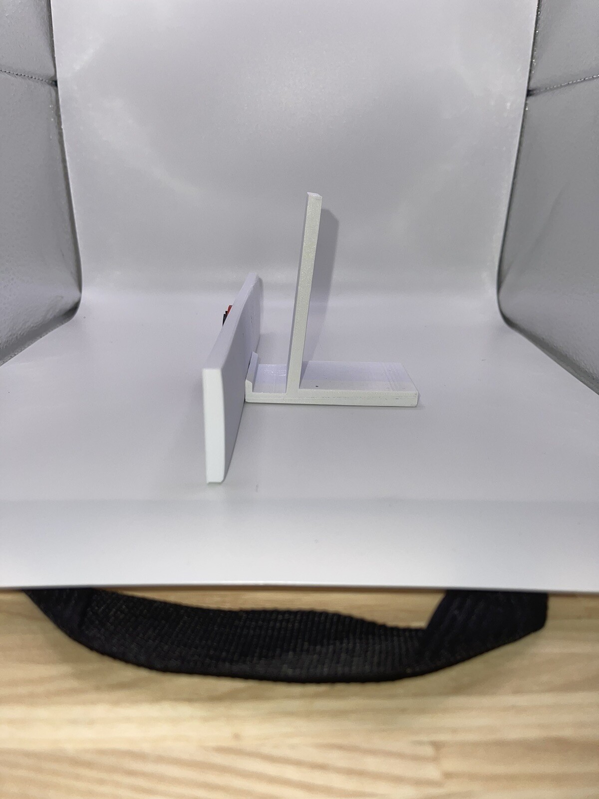Deadpool Logo Comic Book Stand - Graded/Raw Comics 3D Printed