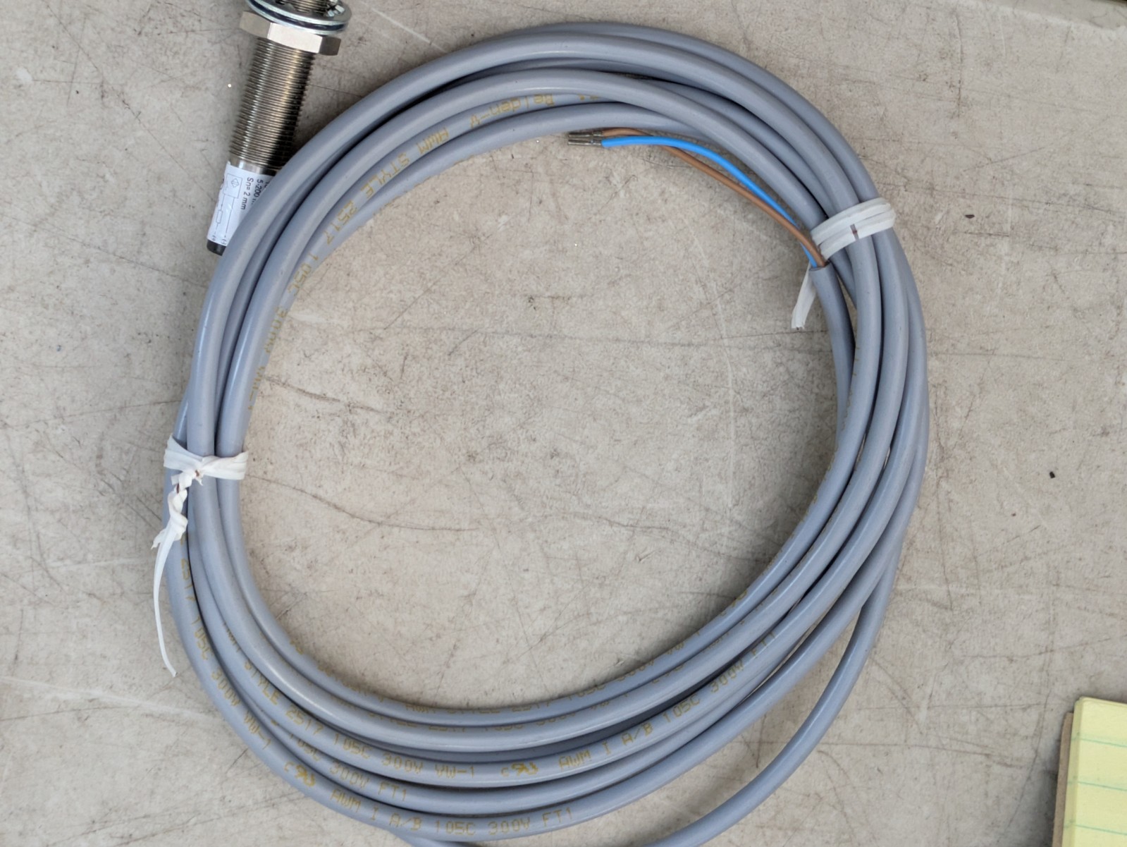 NEW BALLUFF BES-516-542-BO-H PROXIMITY SWITCH  New no Packaging