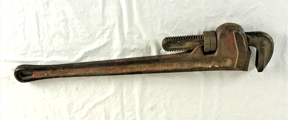 vintage The Ridge Tool Co. 24'' Pipe Wrench - Made in U.S.A