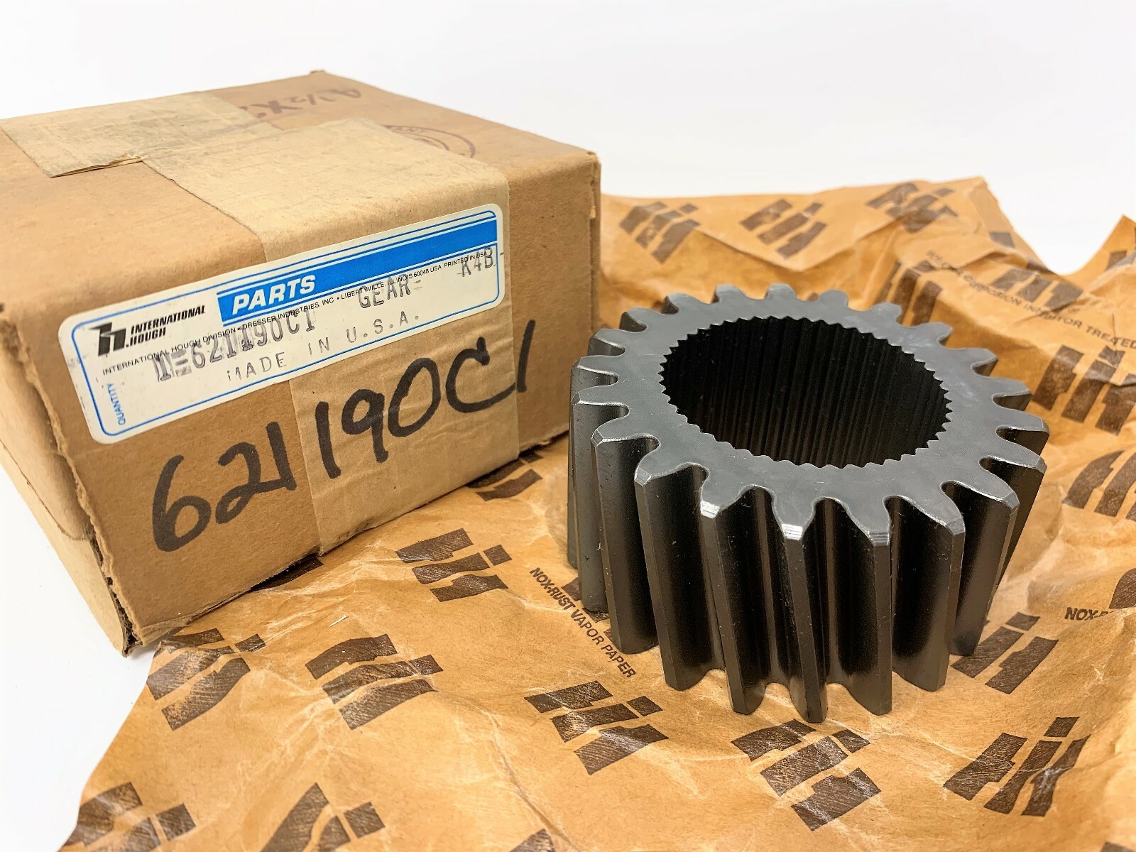 621190C1 Gear, First Drive Transmission Dresser IH NEW OEM TD8C/E 100C/E 125E