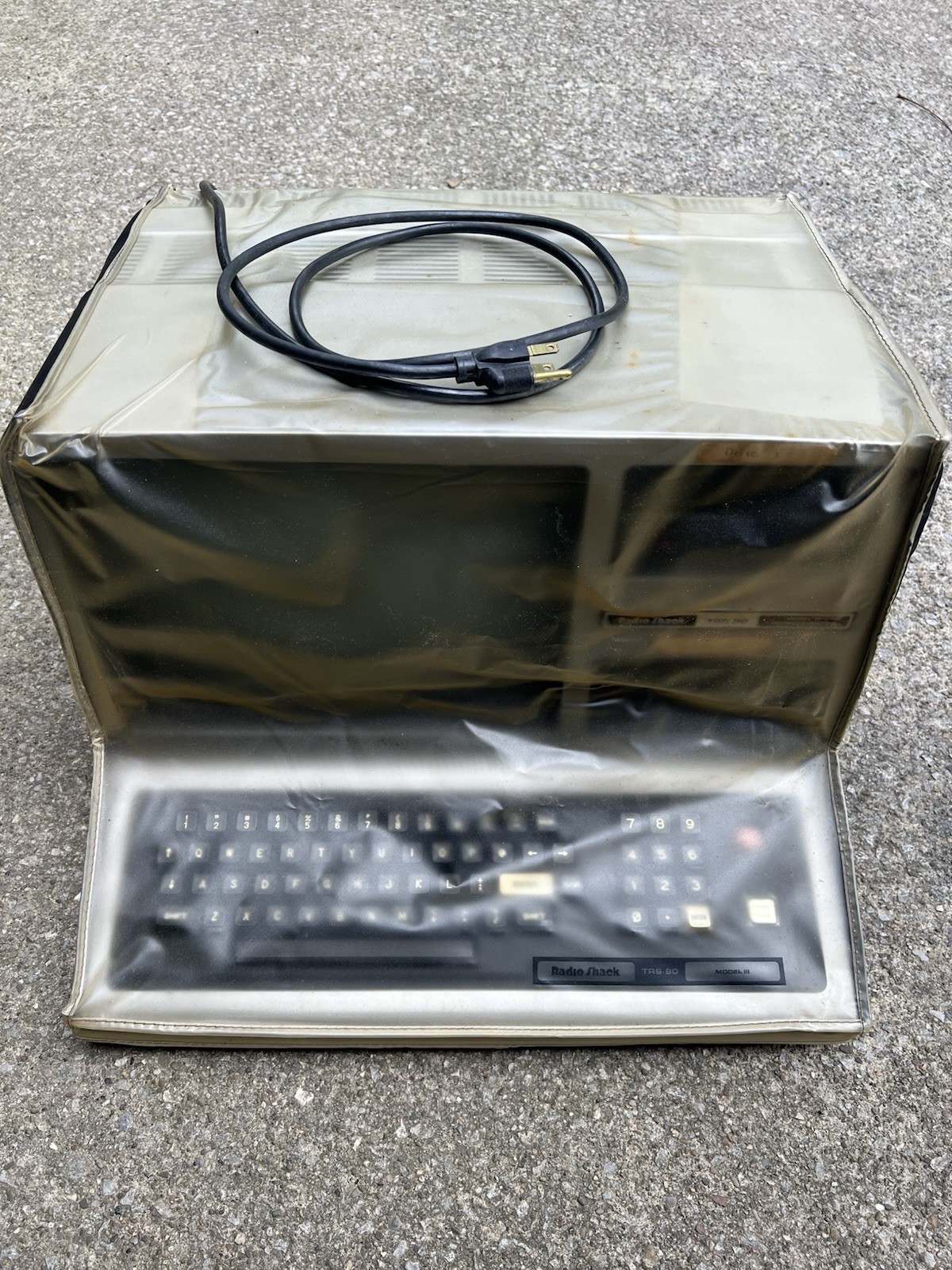 🇺🇸Radio Shack TRS-80 Model 3 Microcomputer In Original Box W/Cover🇺🇸