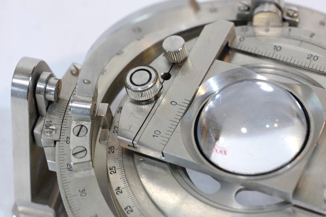 Leitz Universal Rotating Stage UT4 Transmitted Polarizing 4-Axis SN1892 From JP
