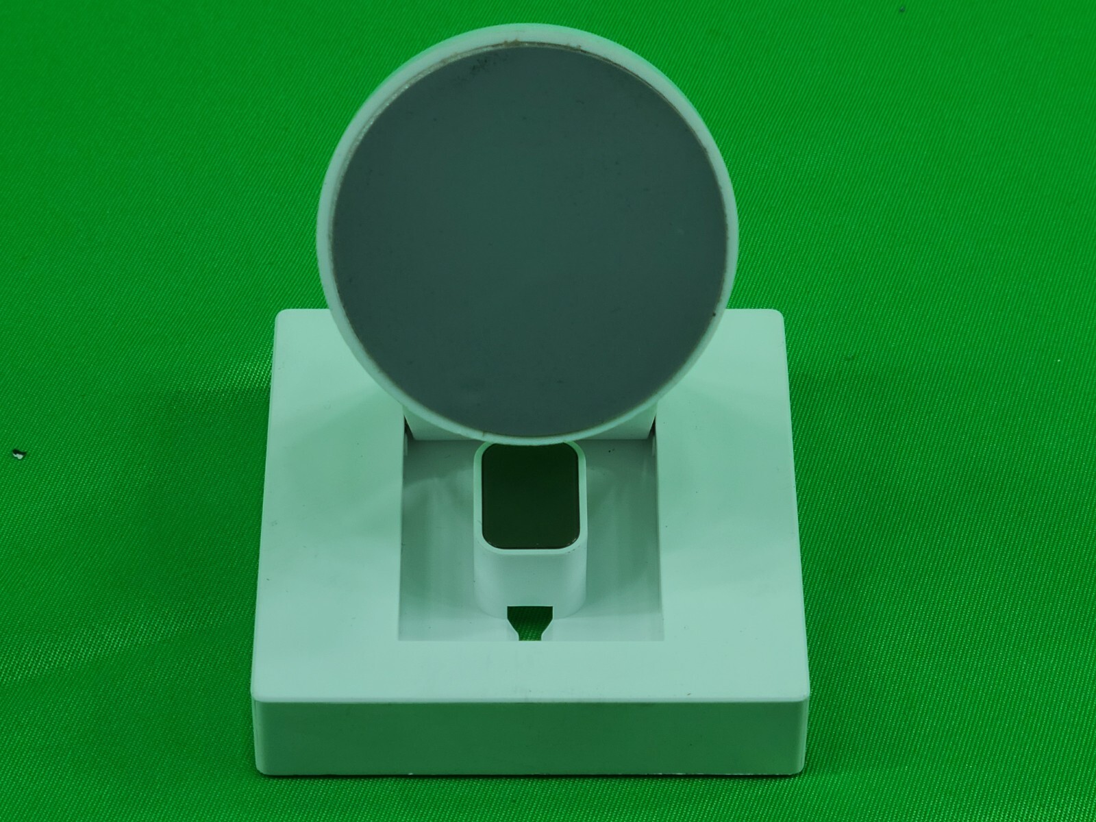 NEW OEM Wyze Cam Magnetic Mounting Base for V1/V2 Outdoor Battery Cameras-