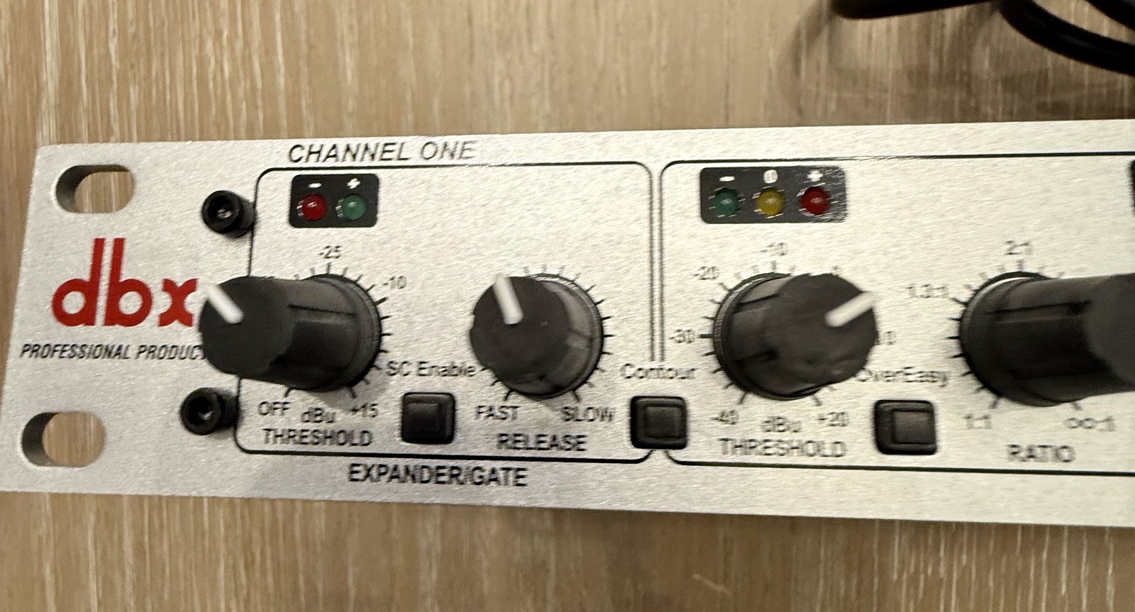 Dbx 166xs Dual Compressor/Limiter/Gate Processor DBX166XSV/Power cord Tested