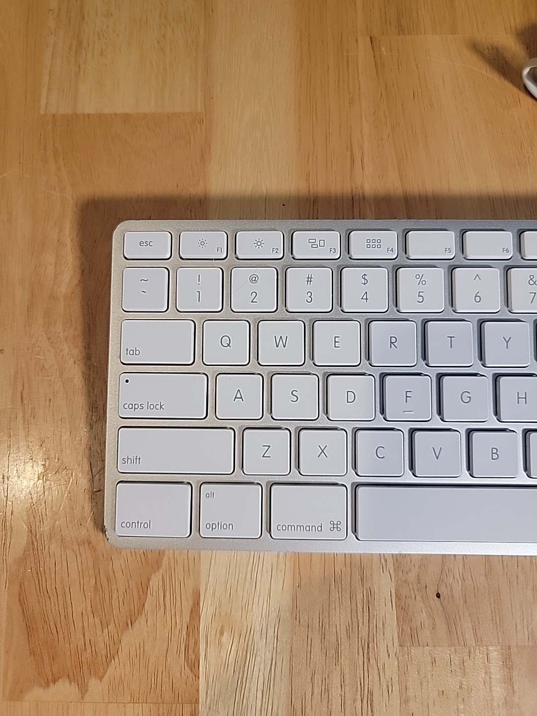 Apple Wired Keyboard Model A1243