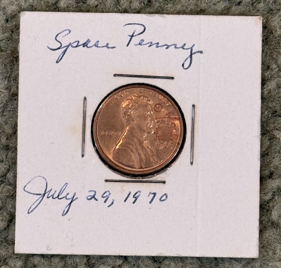 1969 Novelty Lincoln  Moon Penny  Lunar Landing One Cent Littleton U.S. Coin  $$