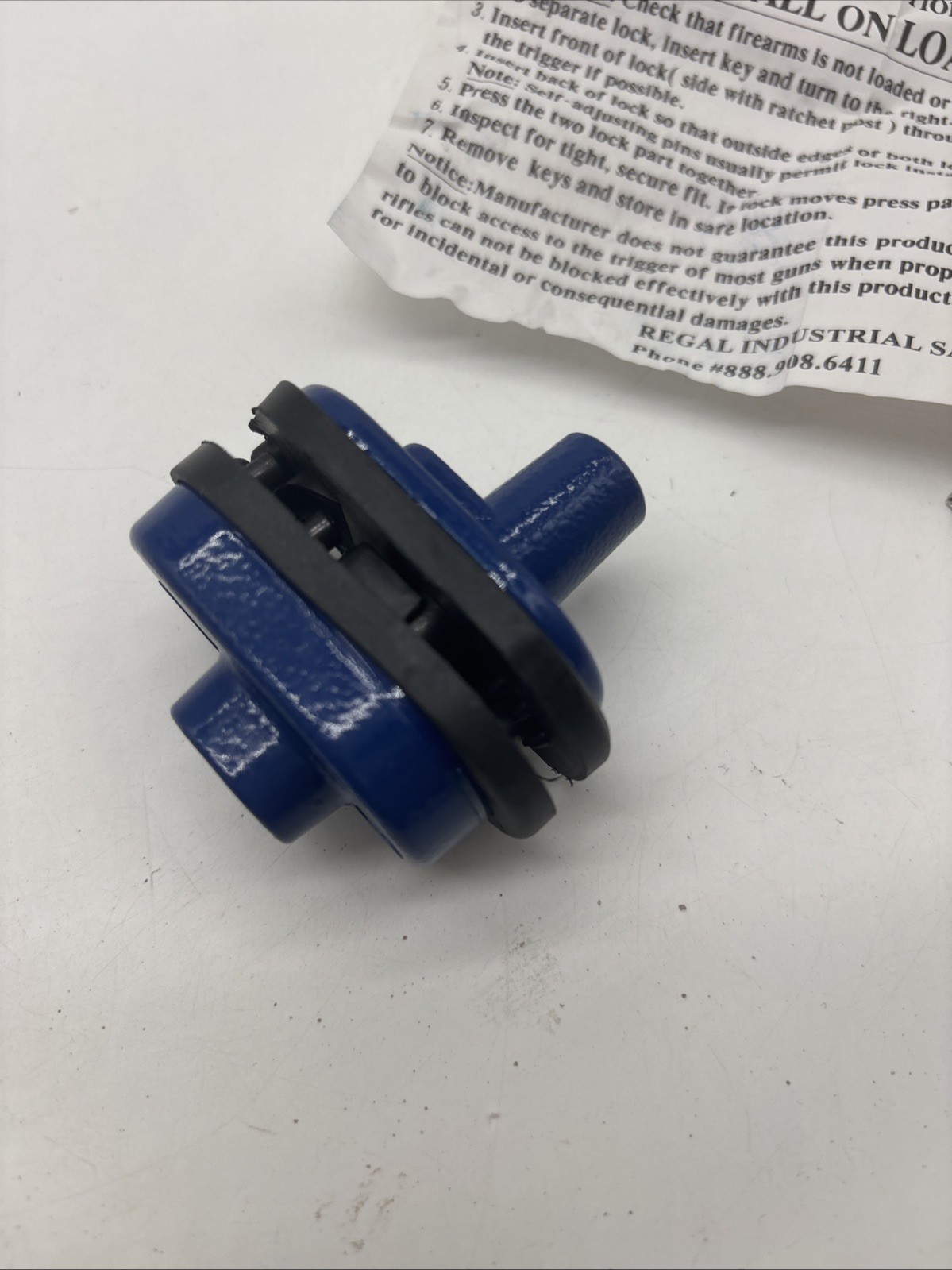 Regal Trigger Lock w/ 2 Keys Never Used