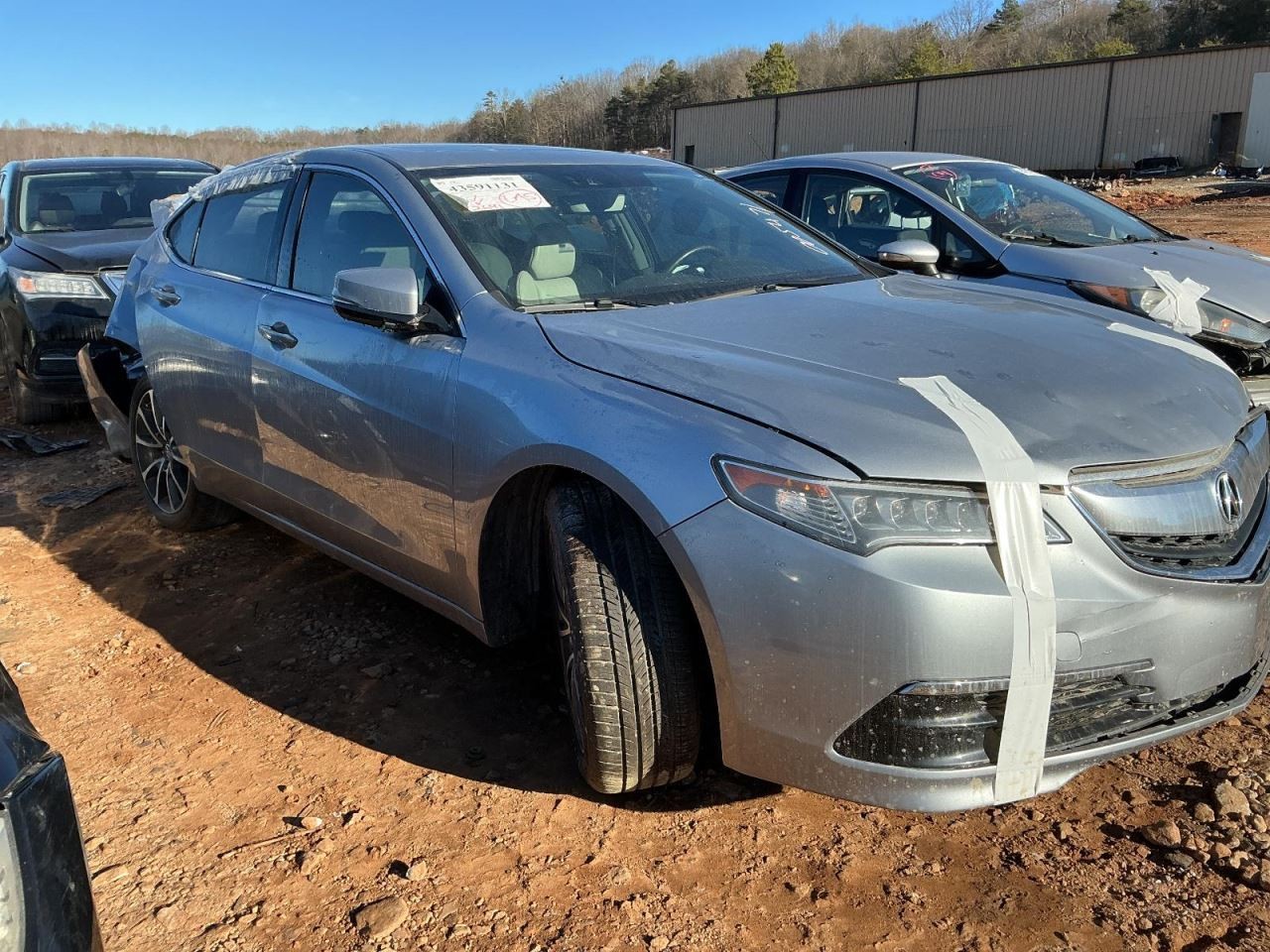 TLX 2016 Glove Box 4923639