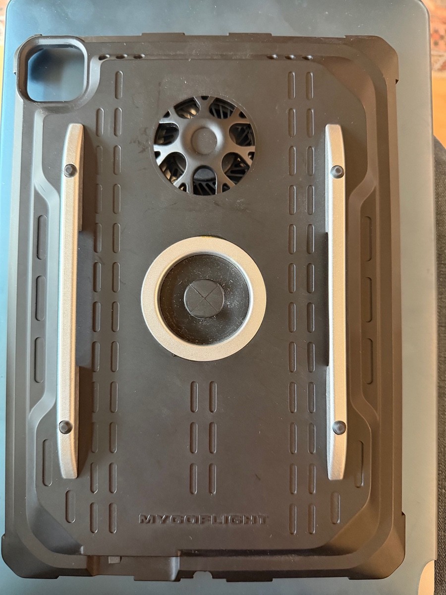 MyGoFlight iPad Sport Cooling Case for iPad
