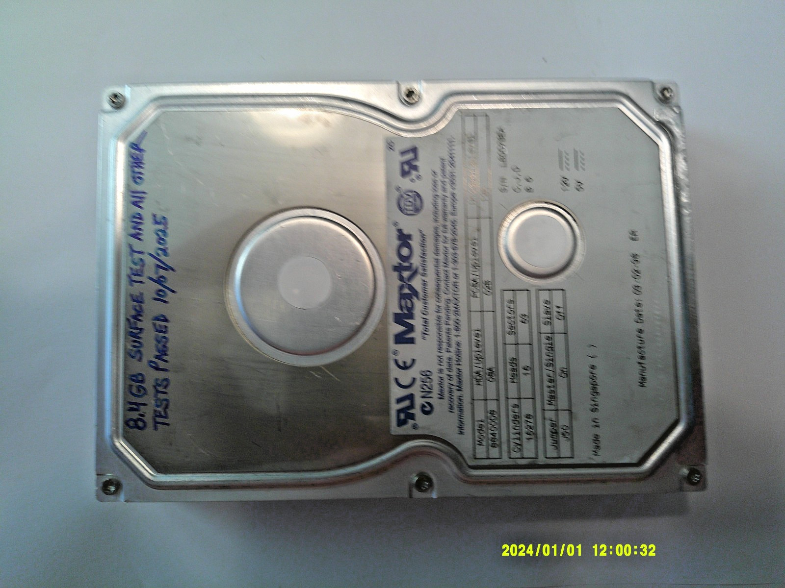 Maxtor Model: 88400D8 8.4 GB ide HDD (Surface & Read/Write tests - NO ERRORS!!)