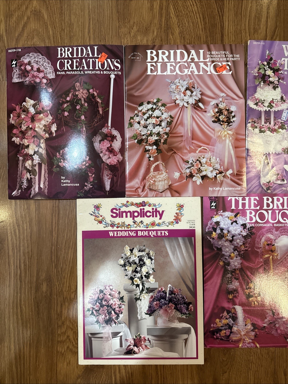 LOT OF 7 PLASTIC CANVAS DESIGN LEAFLETS WEDDING THEME