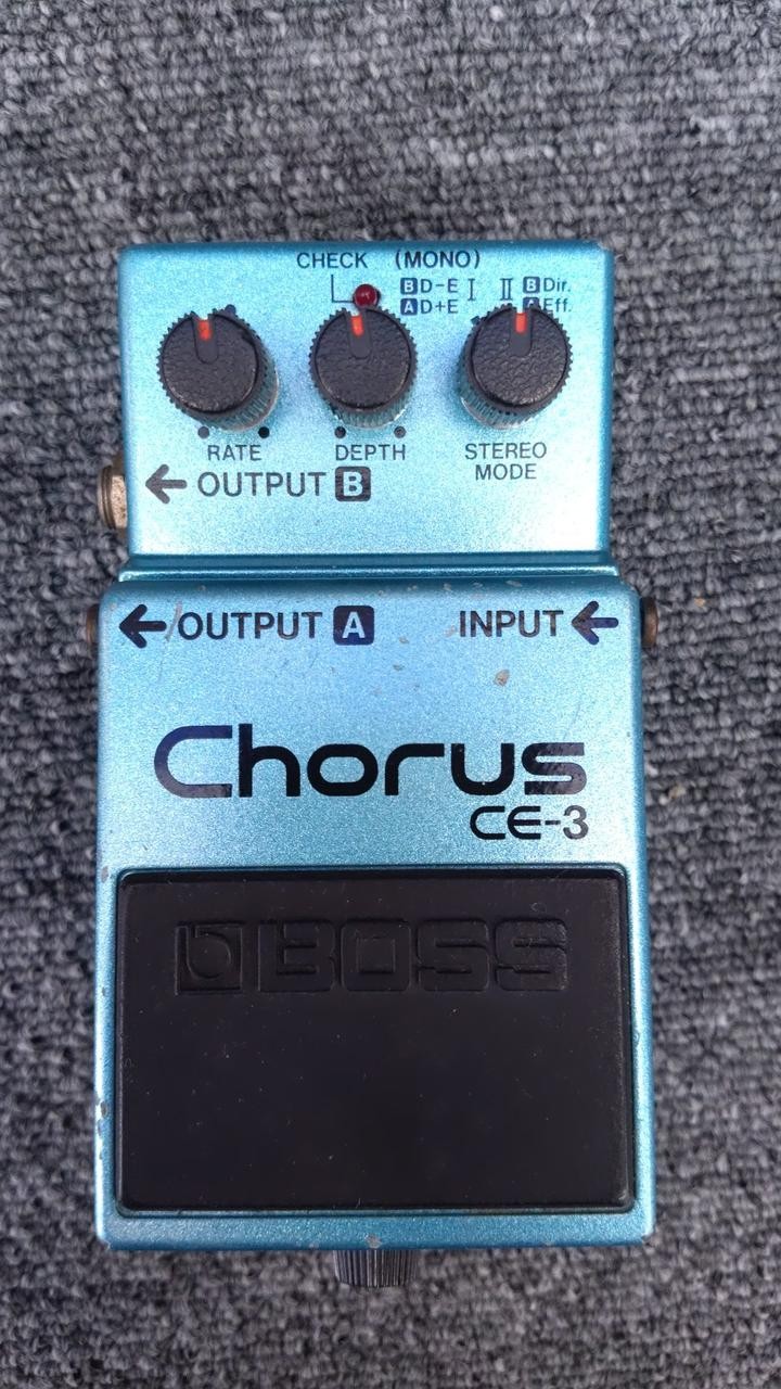 BOSS CE-3 Chorus Pedal Made in Japan Black Label Used with Wear
