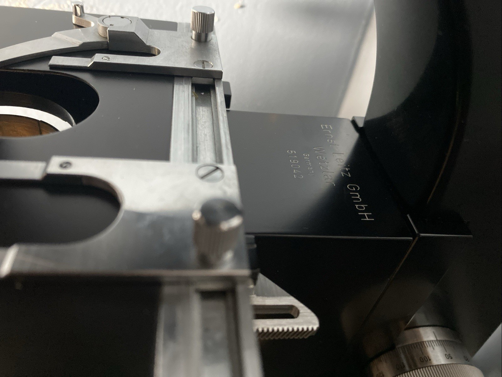 Vintage Leitz Wetzlar Student Microscope w/ 4 Objectives & Brightfield Condensor