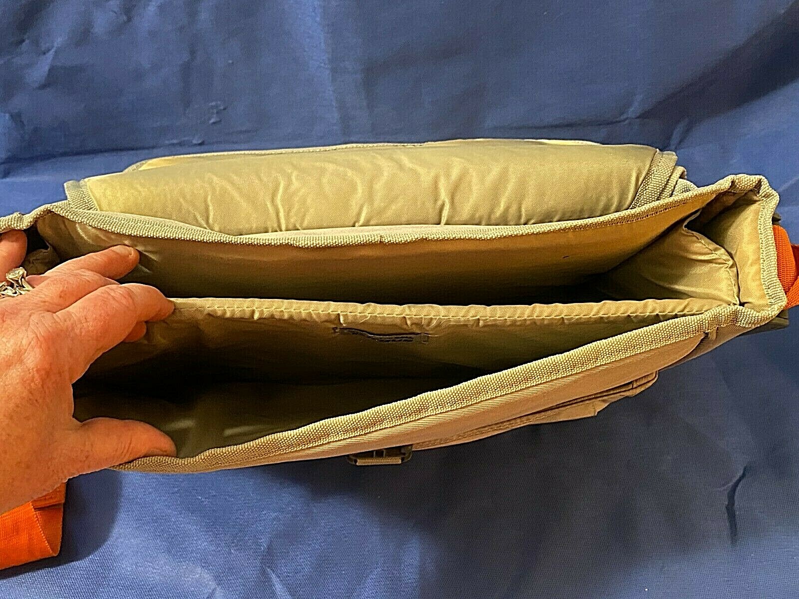 Targus Shoulder Computer Bag Designed for Dell