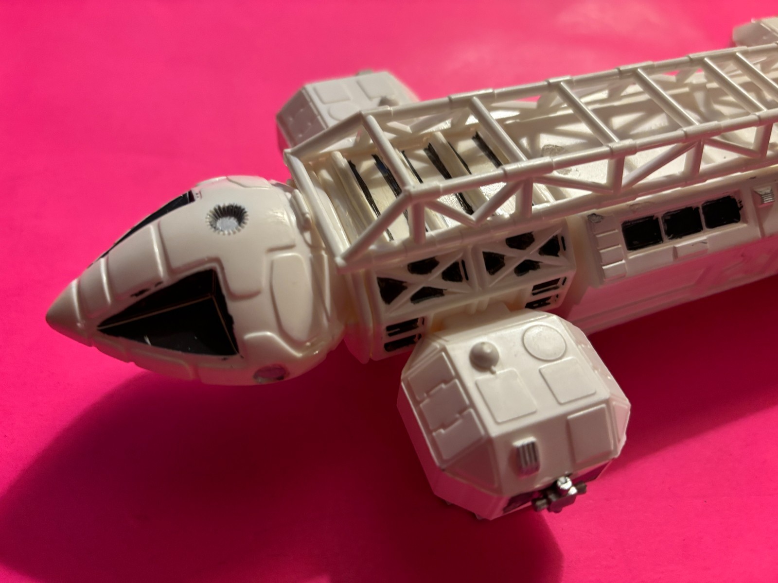 SPACE 1999 EAGLE TRANSPORTER MODEL BUILT UP & PAINTED COOL LOOK!!