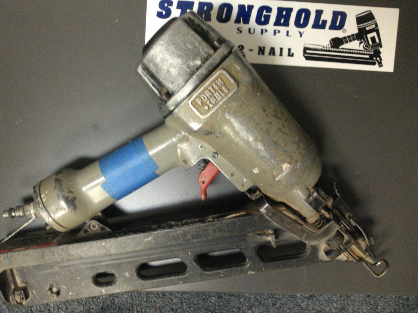 USED 904757 BUMPER FOR DA250B PC FINISH NAILER -ENTIRE PICTURE NOT FOR SALE