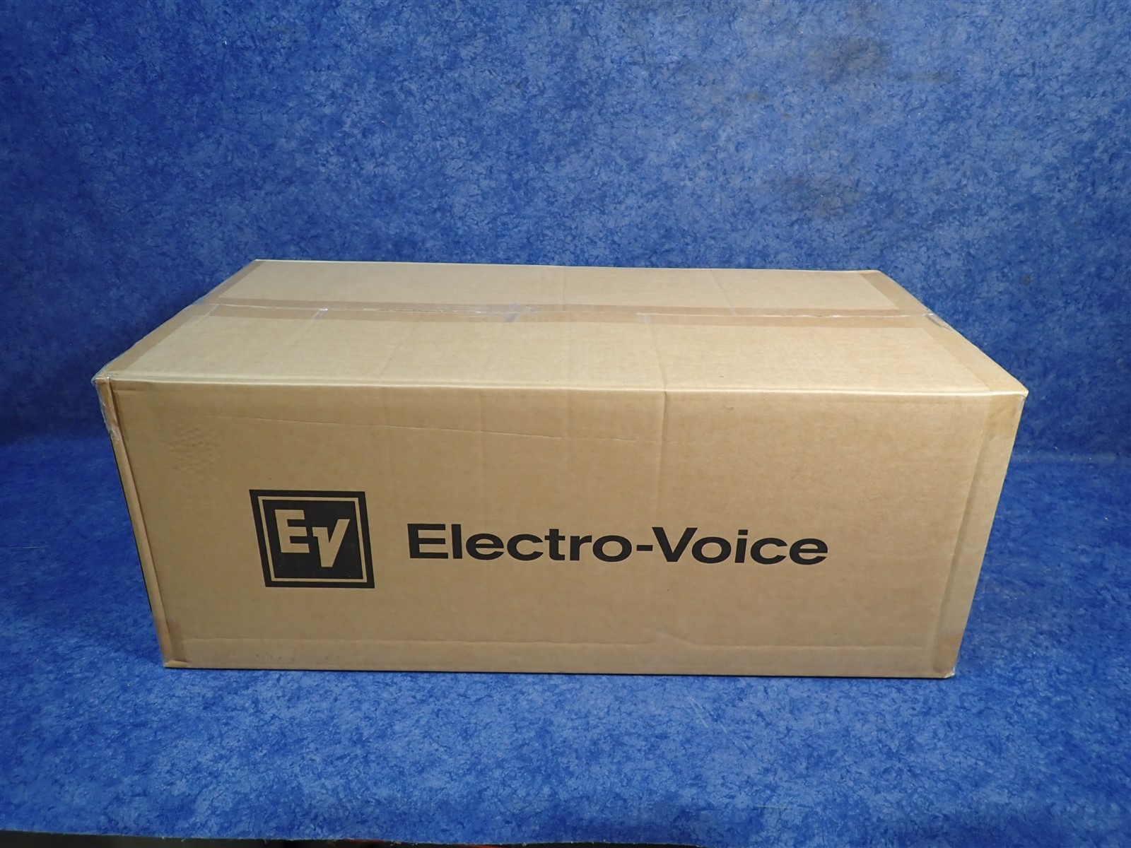 NEW Electro-Voice EVID-C6.2 6.5" 2 Way Ceiling Loud Speaker Pair, White (EE1)