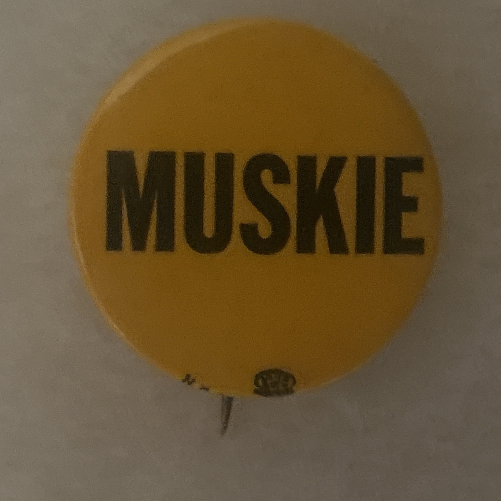 MUSKIE 1 1/2” pinback button pin