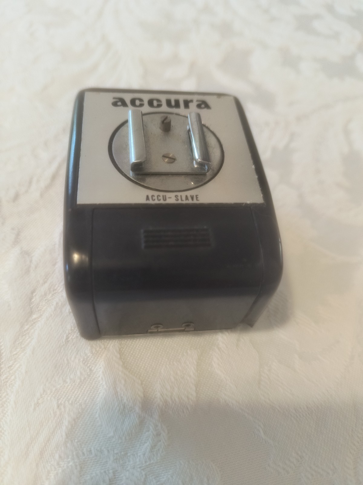 Accu-slave Camera Flash With Rotating Shoe Box