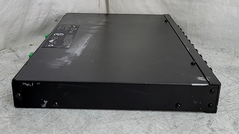 CROWN 28M G28M Eight Input Two Output Pre-Amplifier Mixer SEE NOTES