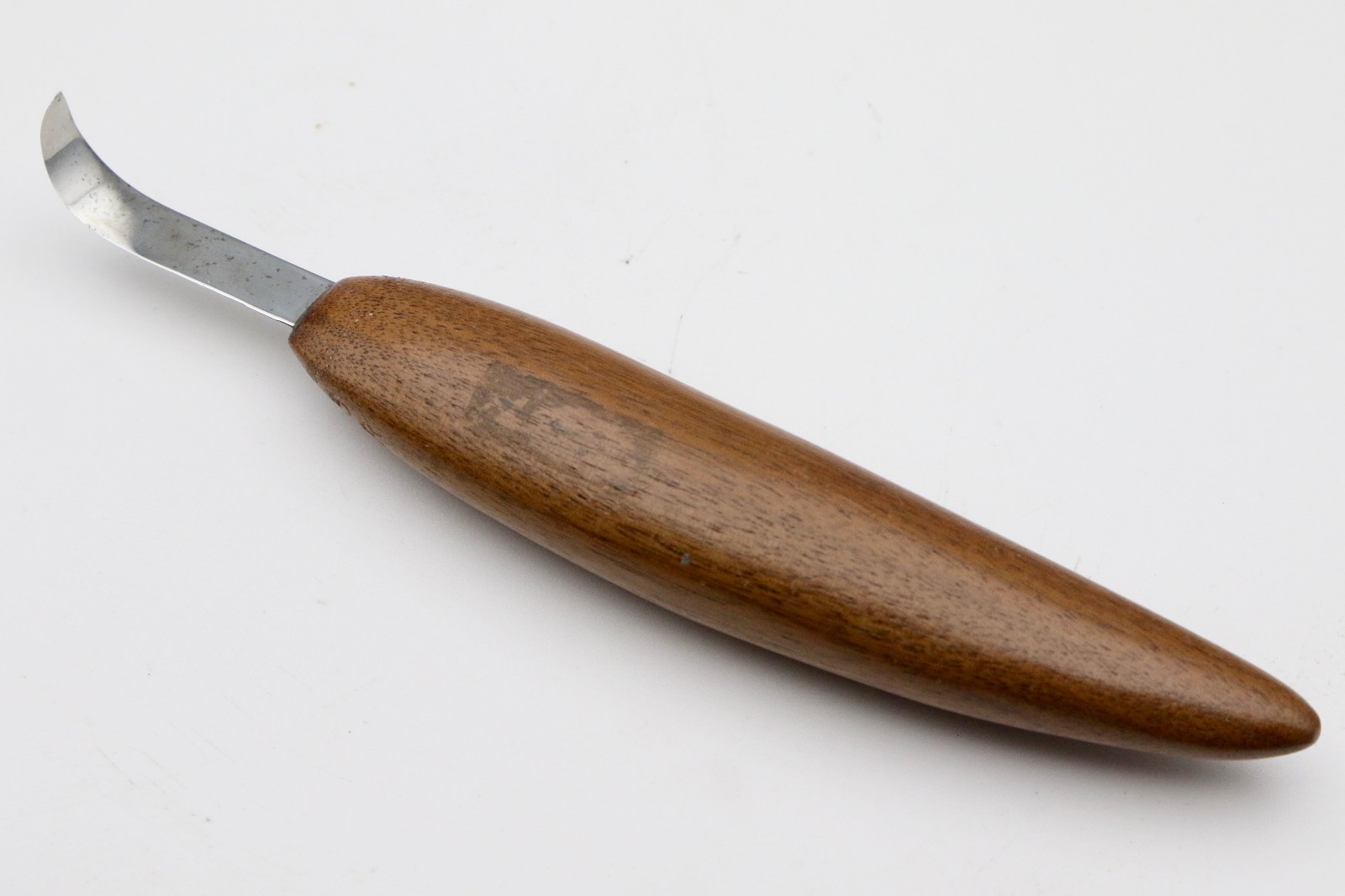 VINTAGE WOOD CARVING KNIFE  KNOTTS KNIVES? 1-1/2"  WALNUT HANDLE #3R BENT SPEY