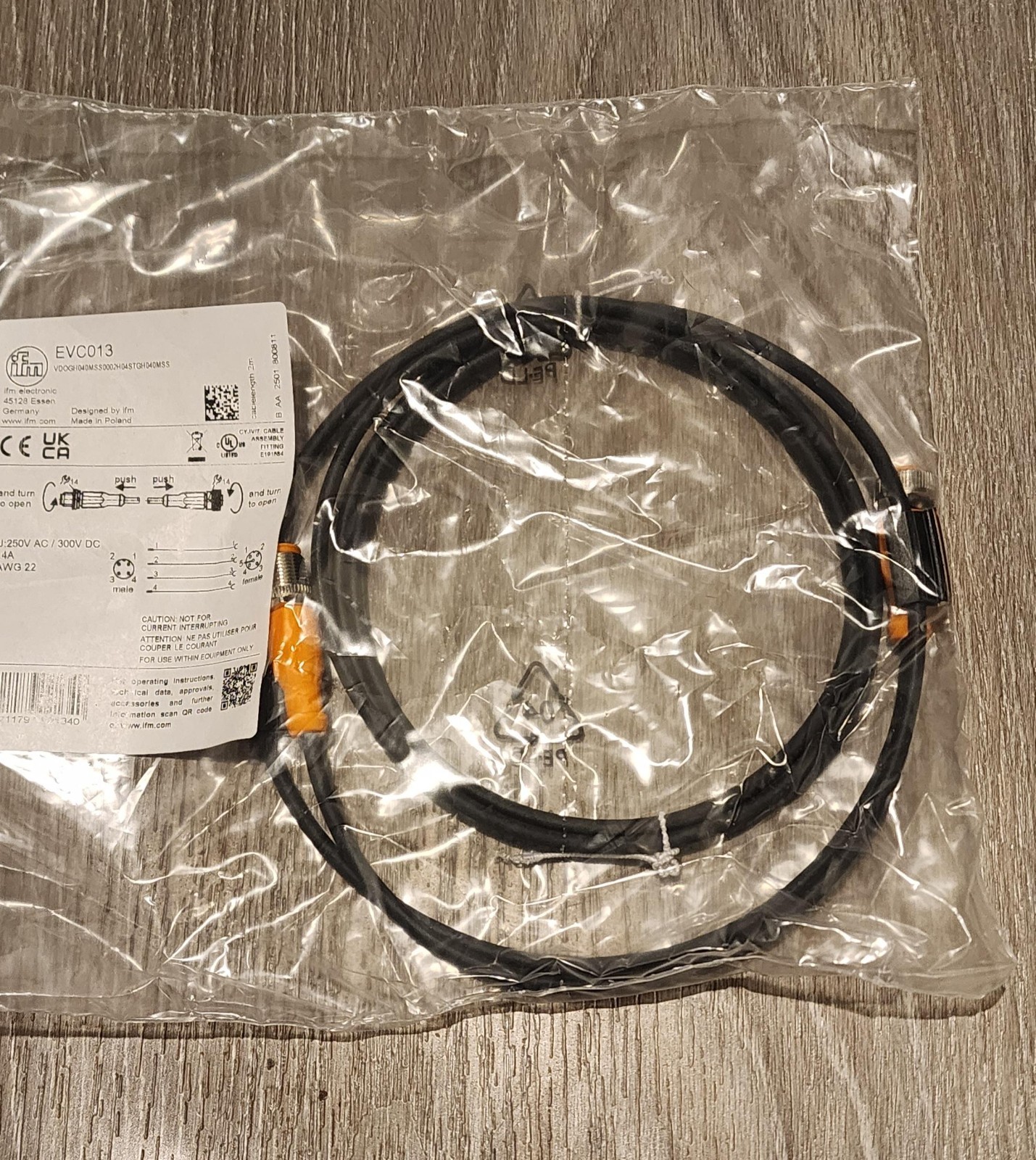 IFM EVC013 Electronic Connection Cable 2 meter NEW